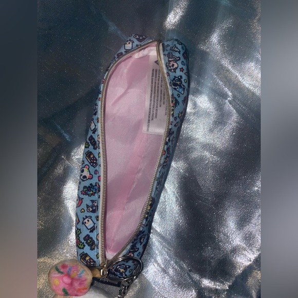 ❌SOLD❌NWOT Tokidoki Skinny Pencil Pouch & Plush Donutella Keyring - Picture 6 of 13